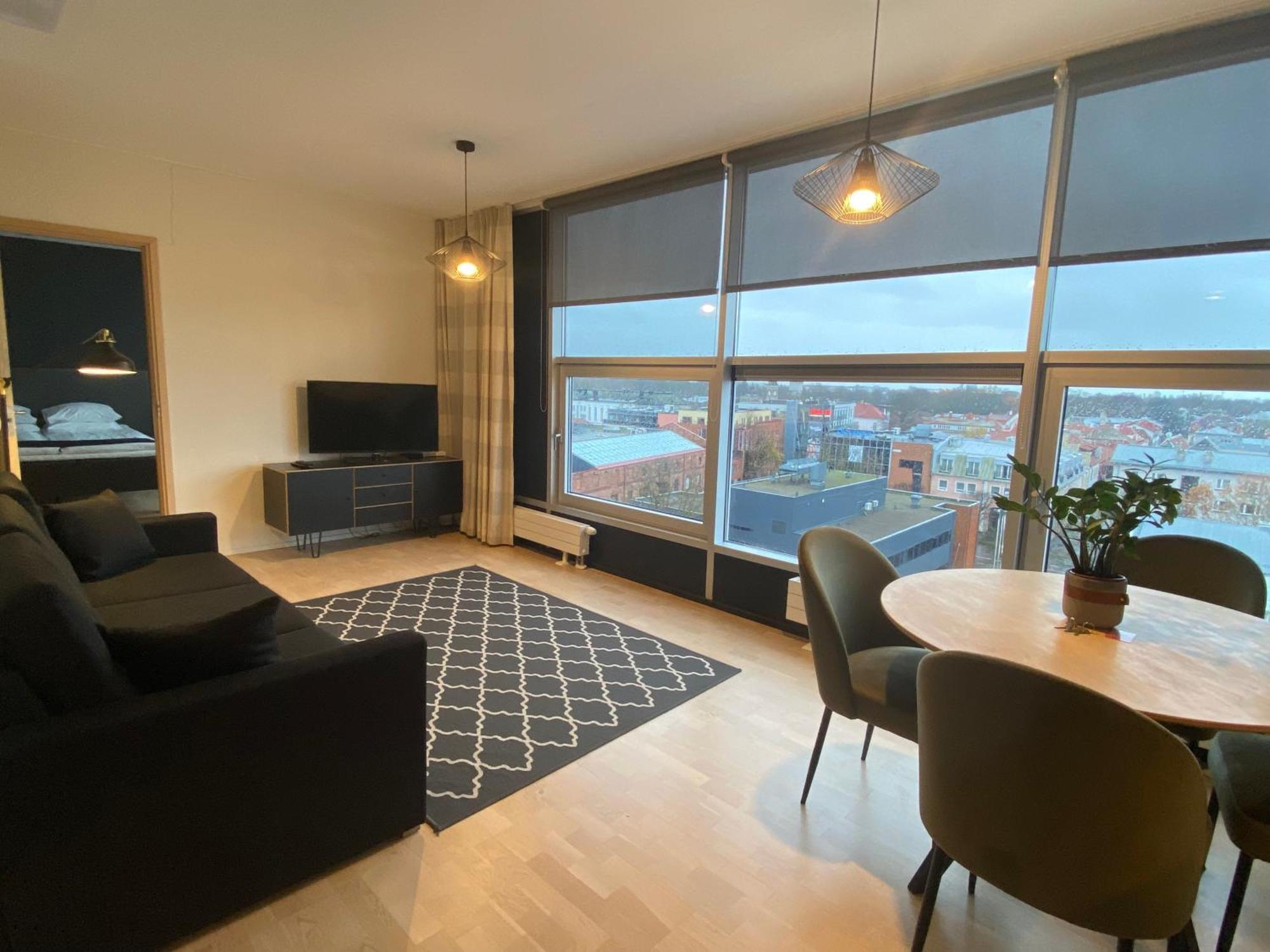City View Apartment, Free Parking Pärnu Esterno foto